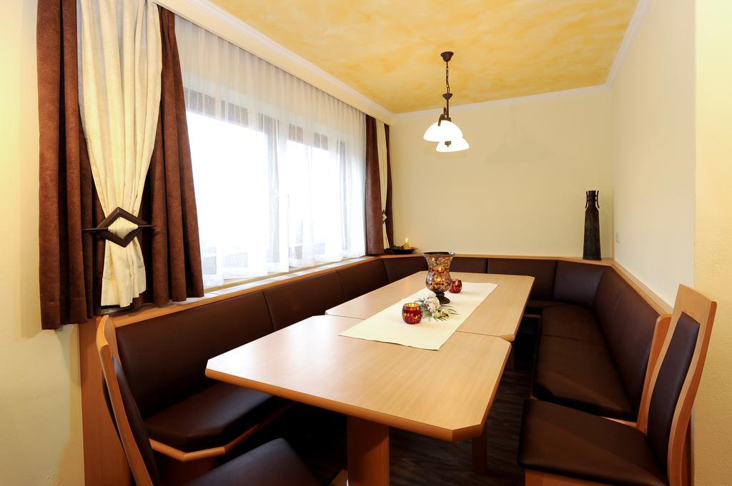 Pension Edelweiss ザンクト・ヨーハン・イム・ポンガウ 部屋 写真