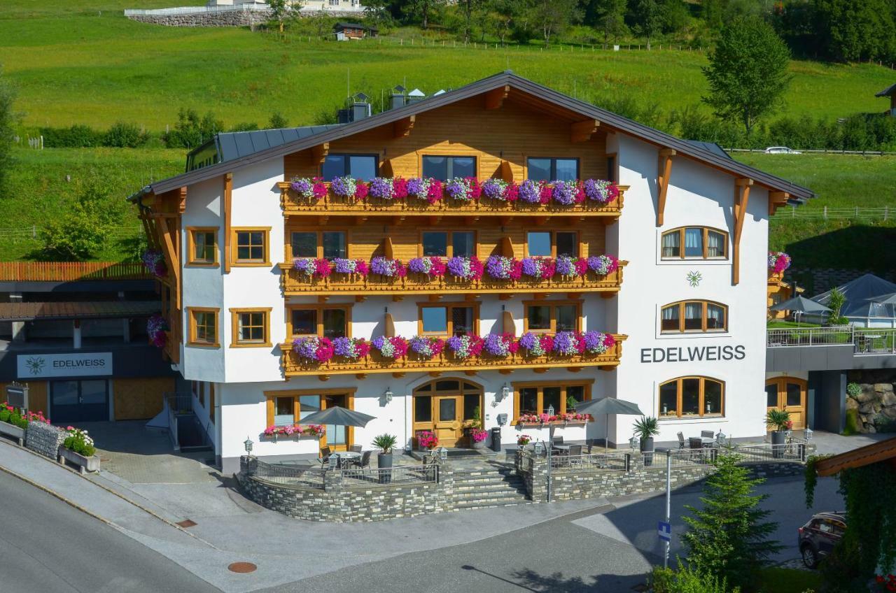 Pension Edelweiss ザンクト・ヨーハン・イム・ポンガウ エクステリア 写真